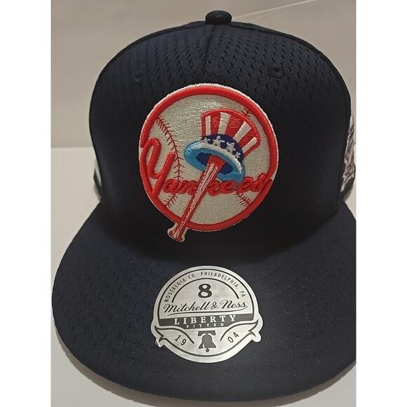 New York Yankees Logo Mitchell & Ness MLB Blue Cooperstown Fitted Hat Size 8 - Picture 2 of 11
